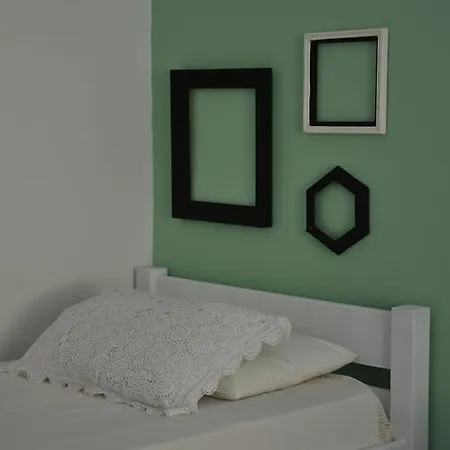 Gæstehus Studio Kostas Asprogerakata